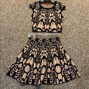 Wow couture 2 piece outfit